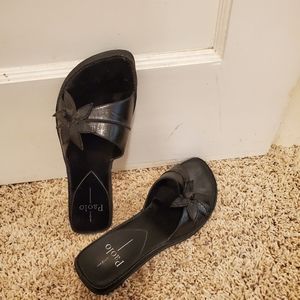 Black low-heel slides